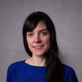 Bojana Petkovic, UI Designer, Skinuvita. Skinuvita - Home UV-Therapy. Startup Vision Health Pioneers Incubator